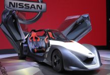 Dua Mobil Spesial Besutan Nissan Lengkapi GIIAS 2017