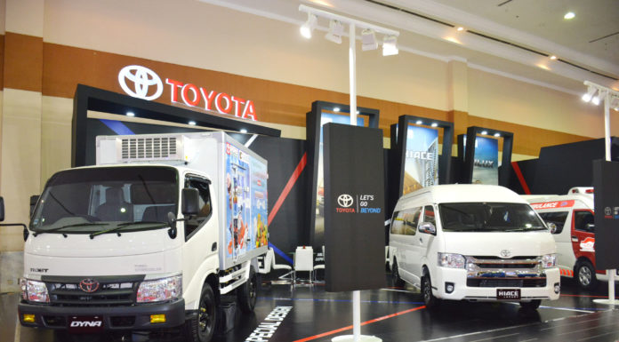 Toyota Hadirkan 4 Varian Kendaraan Komersial Di GIICOMVEC 2018