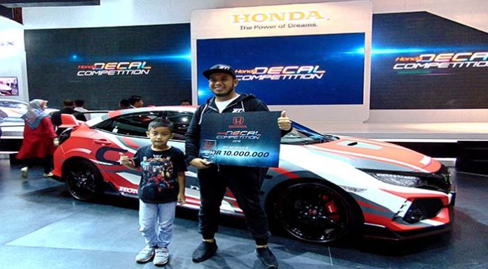 Happy Keluar Sebagai Pemenang Civic Type R