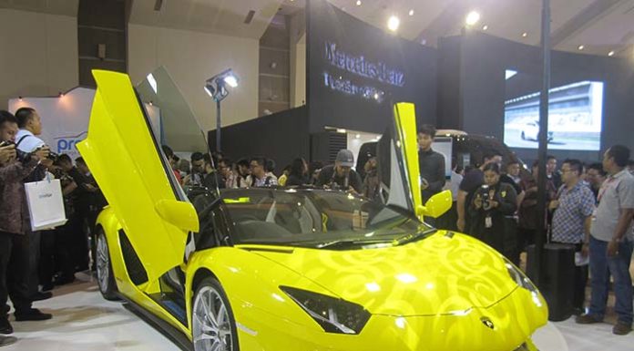 Lamborghini Aventador S Roadster Tampil Gagah di IIMS 2018
