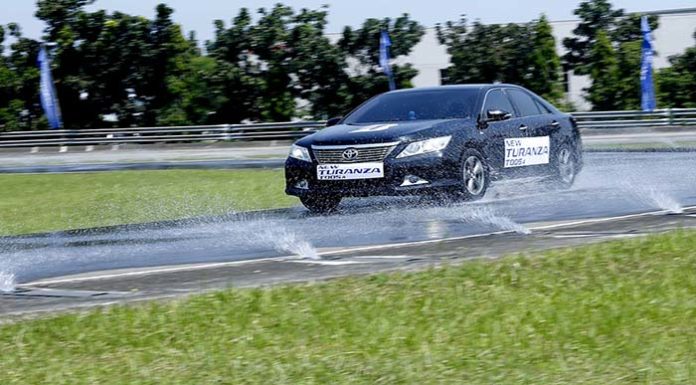 Bridgestone Gelar Uji Ban Turanza T005A Kepada 15 Komunitas Mobil