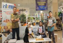 Buka Dua Gerai Sekaligus, Informa Lebih Dekat dengan Warga Bandung