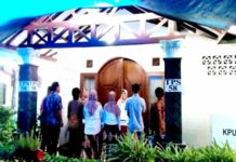 Antusiasme Warga Mampang Prapatan Jakarta Selatan Sambangi Tempat Pemungutan Suara