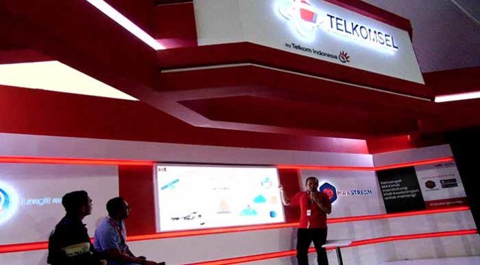 Telkomsel FleetSight, Solusi Otomotif Kendaraan Hadir Dalam Gelaran IIMS 2019