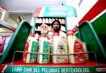Oli Edisi Spesial dengan Foto Pemenang Castrol Super Mechanic Contest 2019 Resmi Dirilis