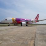 Foto Pesawat AirAsia Dnars Shireen Sungkar
