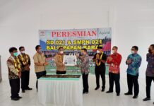 Apical Group Serah Terima Dua Sekolah ke Pemerintah Kota Balikpapan