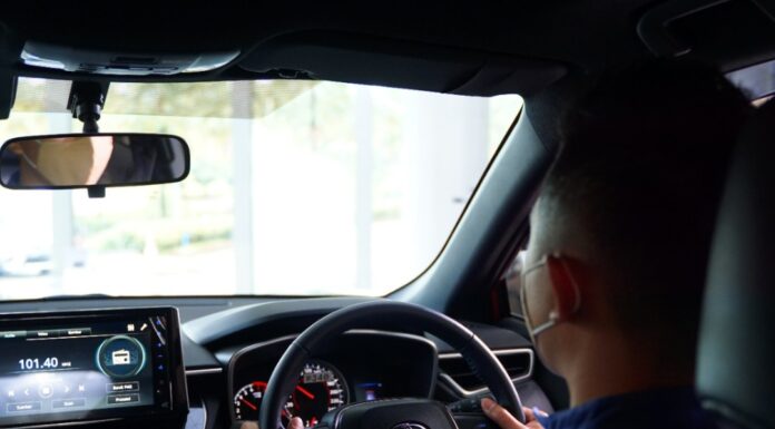 Tips Mengemudi Ala Auto2000, Hati-hati Jalan Macet, Emosi dan Mengantuk