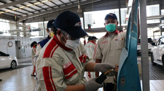 Auto2000 BP Cibiru Bandung dengan Fasilitas Body & Cat Toyota Terbesar Di Bandung