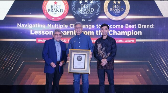 21 Tahun Garda Oto Unggul Raih Penghargaan Best Car Insurance di Ajang IBBA 2023