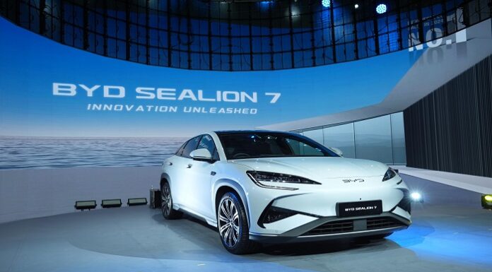Resmi Diperkenalkan, BYD Sealion 7 Tampil Menawan dengan Desain Inovatif dan Futuristik
