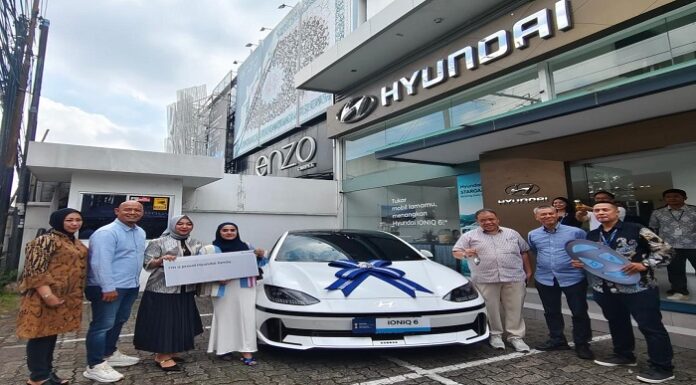 Beli STARGAZER di Hyundai Gowa, Pulang Bawa Hyundai IONIQ 6