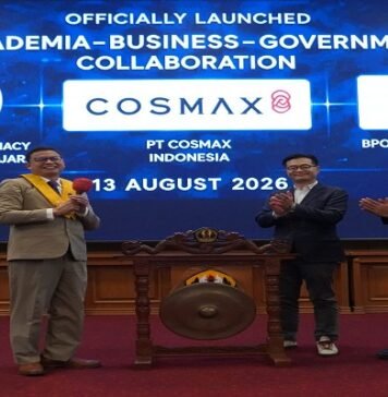 Cosmax