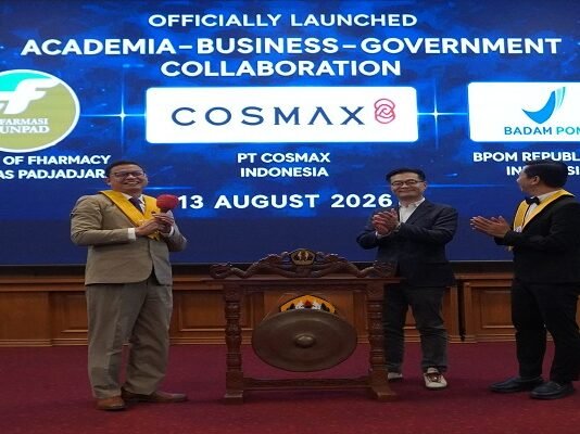 Cosmax