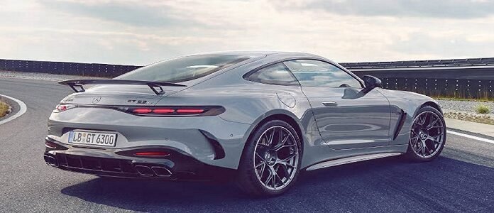 Mercedes-Benz Luncurkan AMG GT 63 PRO dan GLC 200 di GIIAS