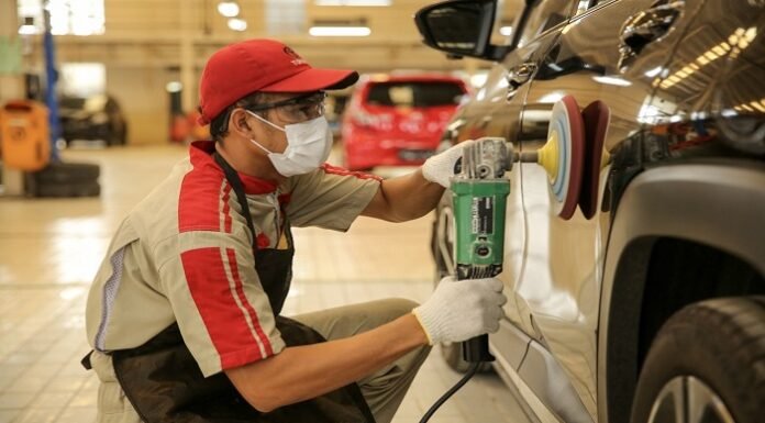 Tips Aman Membersihkan Mobil dari Abu Vulkanik, Jangan Digosok Auto2000