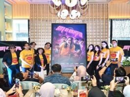 Siti Si Vampir Naik Kelas, Angkat Galon Ditukar Hidup Mewah Siti Si Vampir